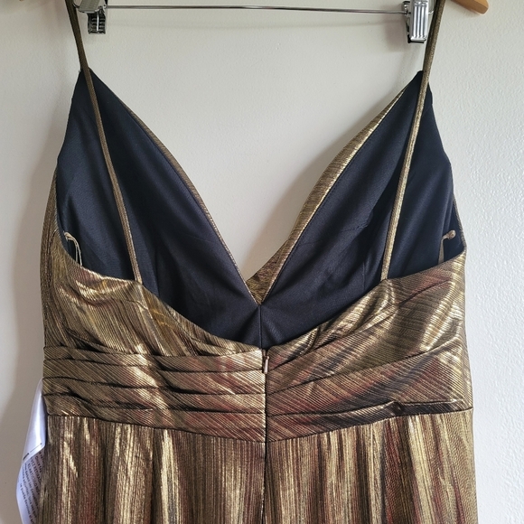 Ieena Mac Duggal, Metallic Faux Wrap Spaghetti Strap Gown, Bronze, Size 10, NWOT - Picture 10 of 11